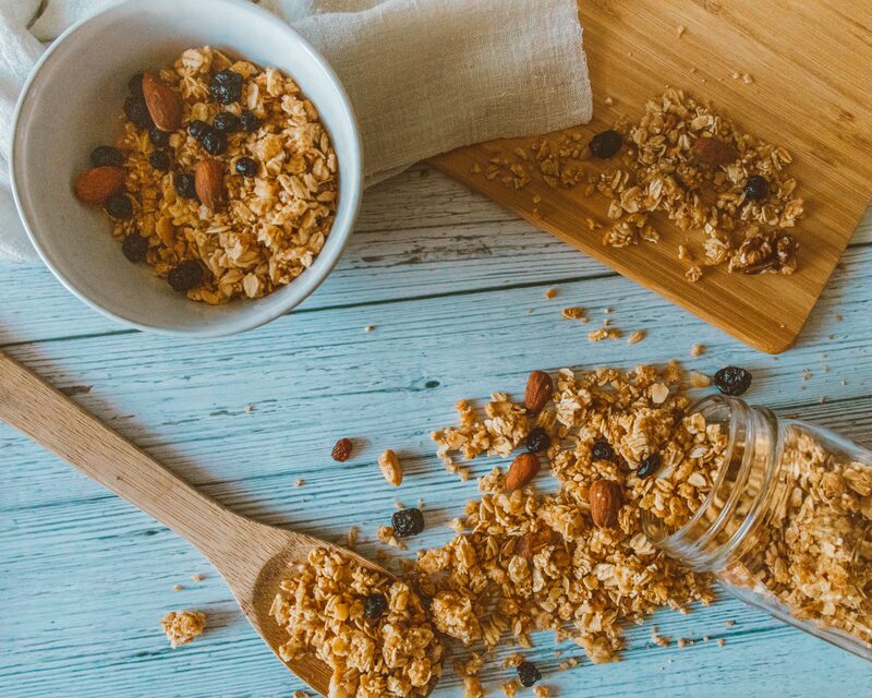 Granola with fresh fruit and yogurt